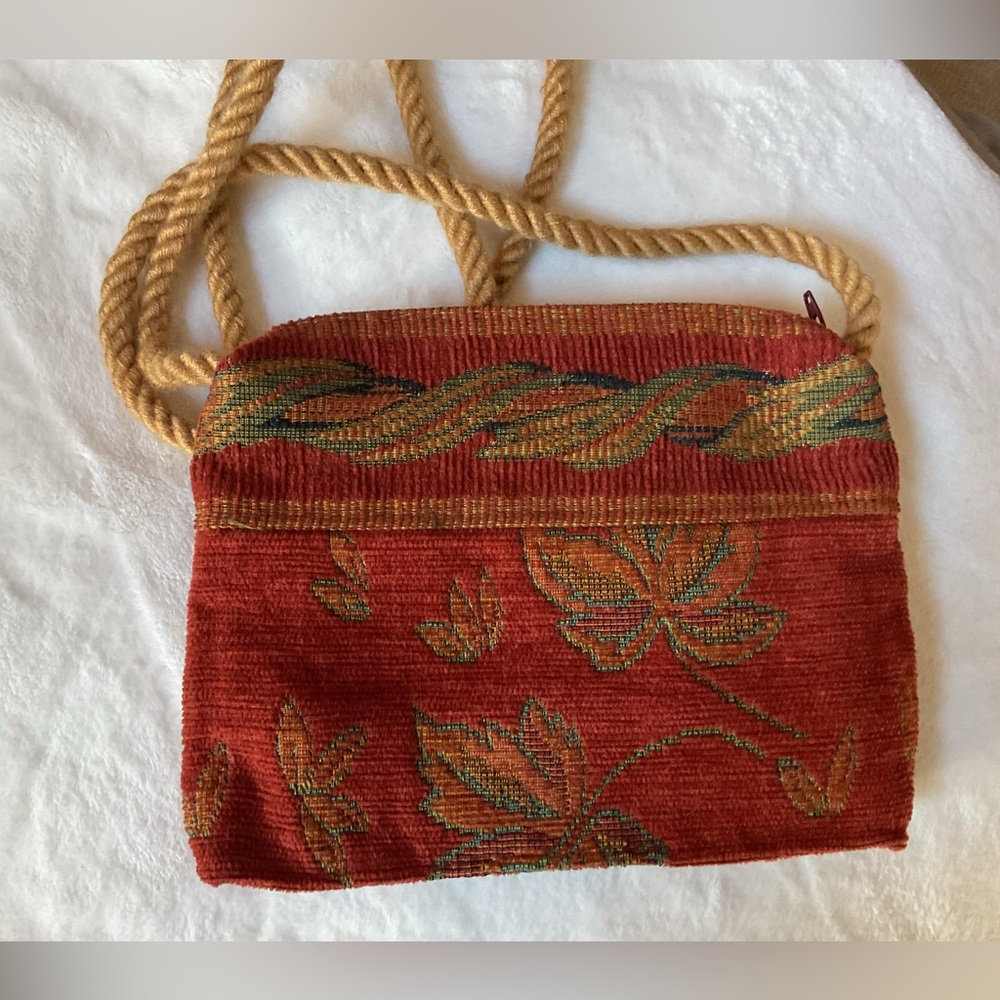 Hand woven tapestry bag.. - Picture 1 of 6